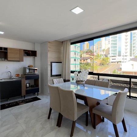 Apto Girassol - 2 Quartos, Apto Moderno,Confortavel E De Frente Para Avenida Principal! Piratuba Exterior foto